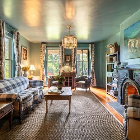Bed and Breakfast Wilder House Berkshires Sheffield Екстер'єр фото