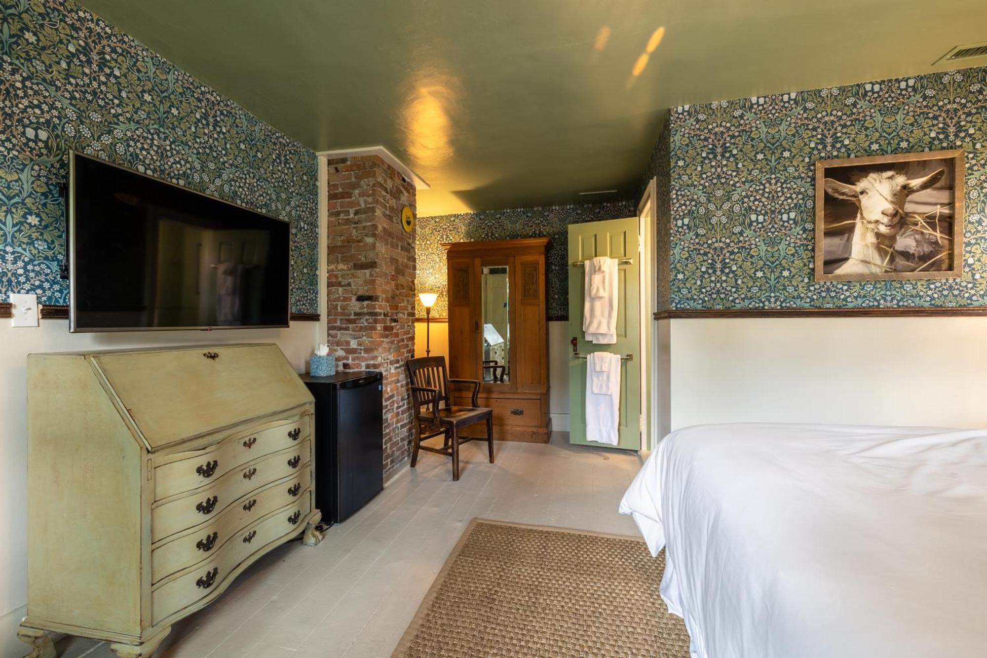 Bed and Breakfast Wilder House Berkshires Sheffield Екстер'єр фото