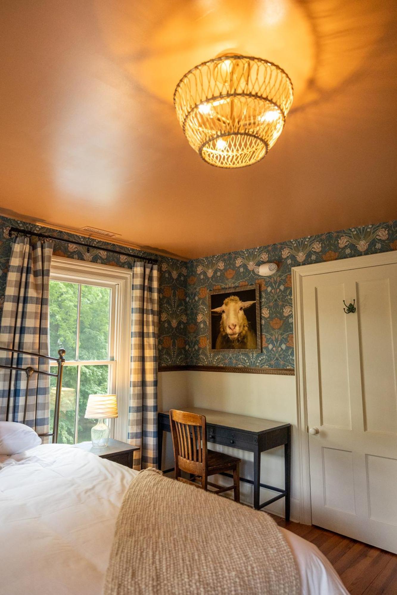 Bed and Breakfast Wilder House Berkshires Sheffield Екстер'єр фото