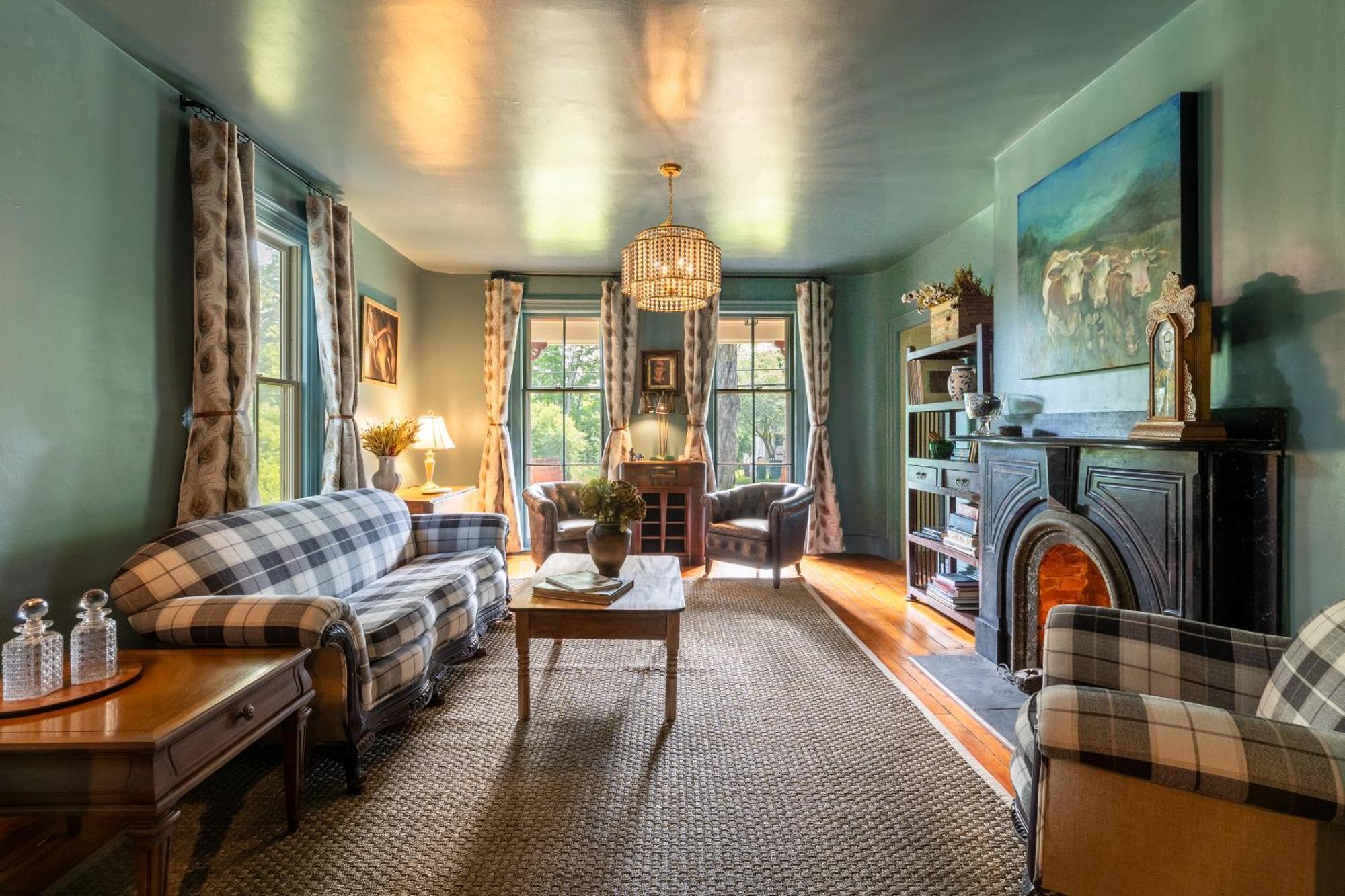 Bed and Breakfast Wilder House Berkshires Sheffield Екстер'єр фото